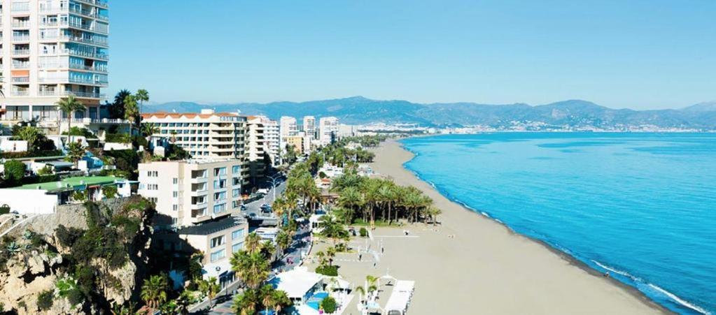 Apartamento Sol Y Mar Торемолинос Екстериор снимка