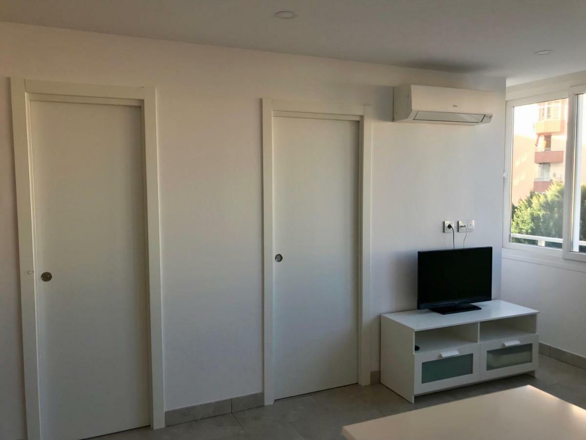 Apartamento Sol Y Mar Торемолинос Екстериор снимка